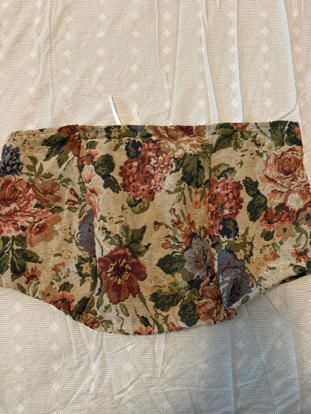 SHEIN Floral Tapestry crop top